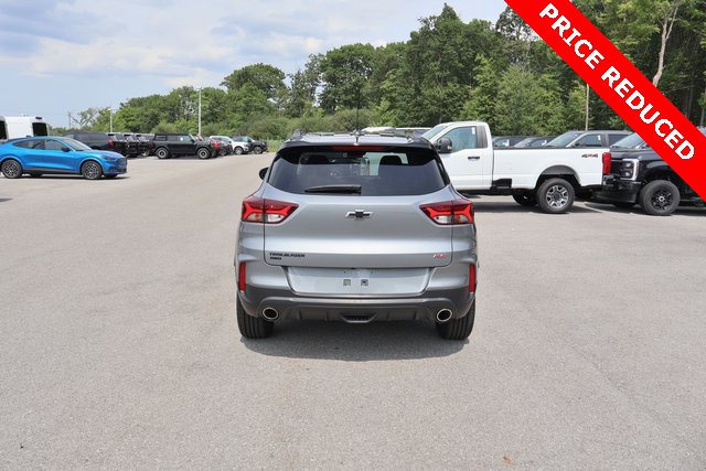 Used 2023 Chevrolet TrailBlazer RS w/ Sun and Liftgate Package image 7