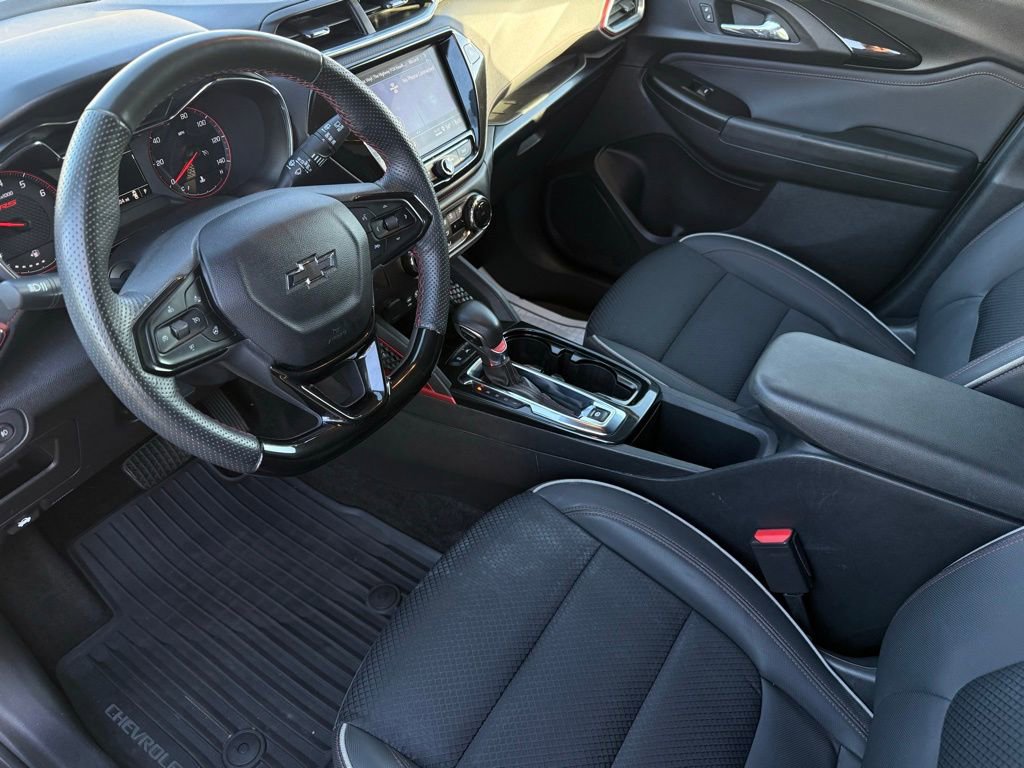 Used 2023 Chevrolet TrailBlazer RS w/ Convenience Package image 17