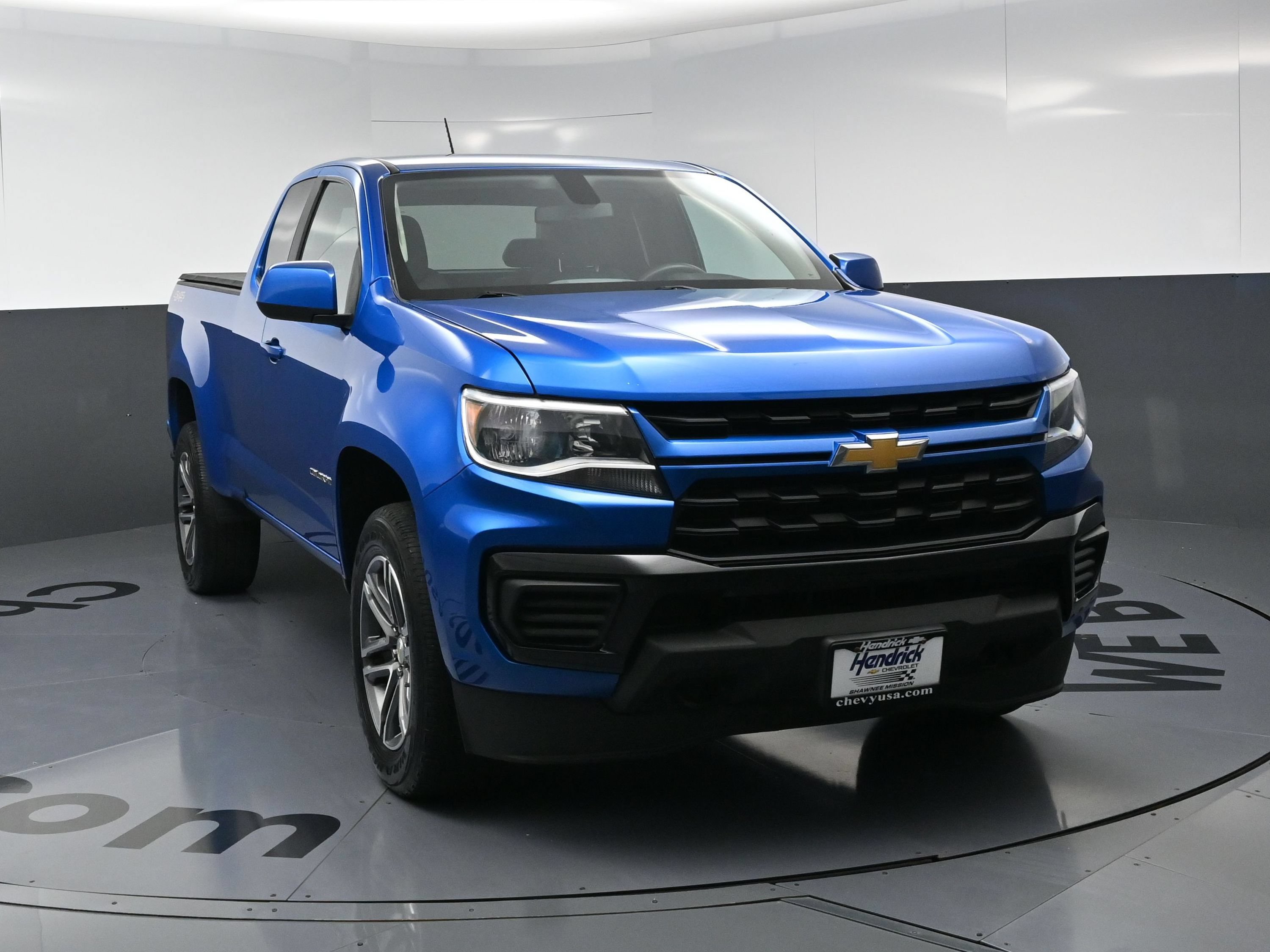 Used 2021 Chevrolet Colorado W/T w/ Custom Special Edition AWD/4WD image 3