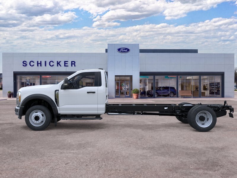 New 2026 Ford F550 2WD Regular Cab Super Duty image 3