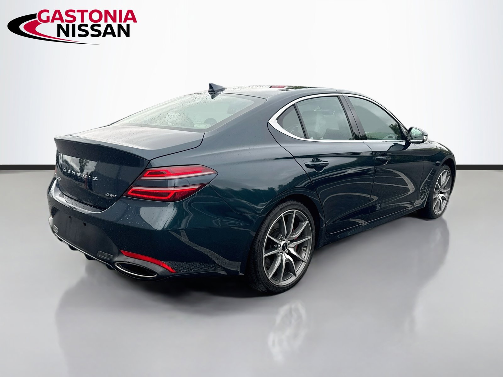 Used 2025 Genesis G70 2.5T AWD/4WD image 9