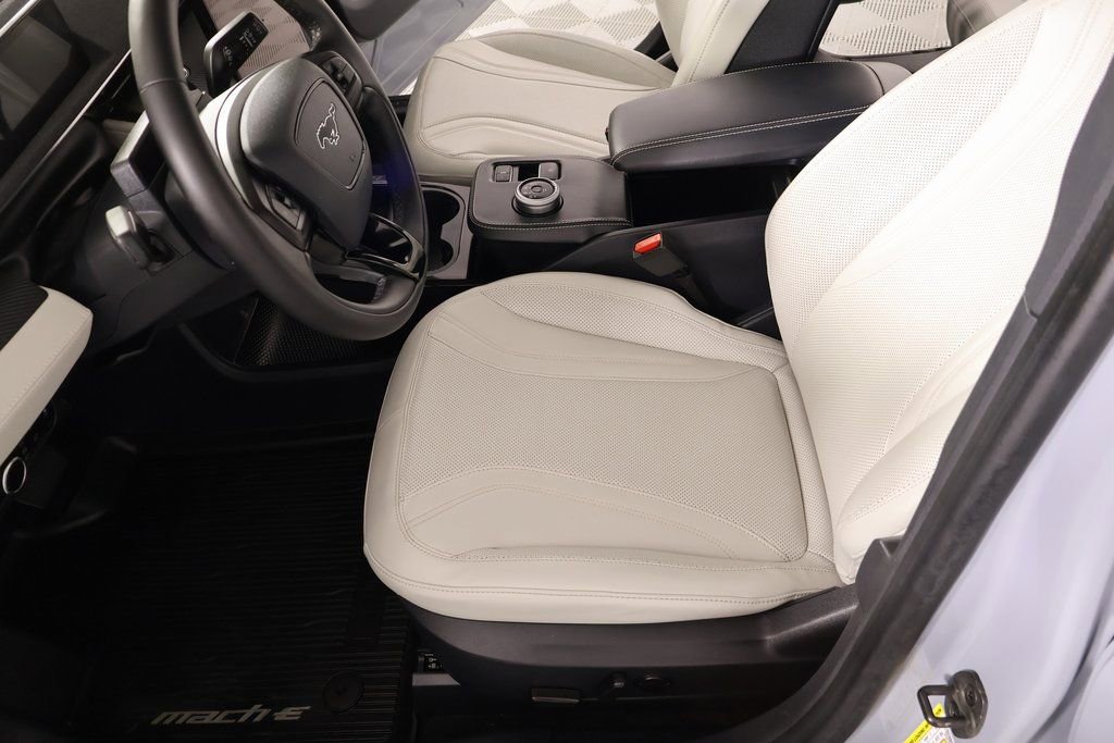 Used 2024 Ford Mustang Mach-E Premium image 11