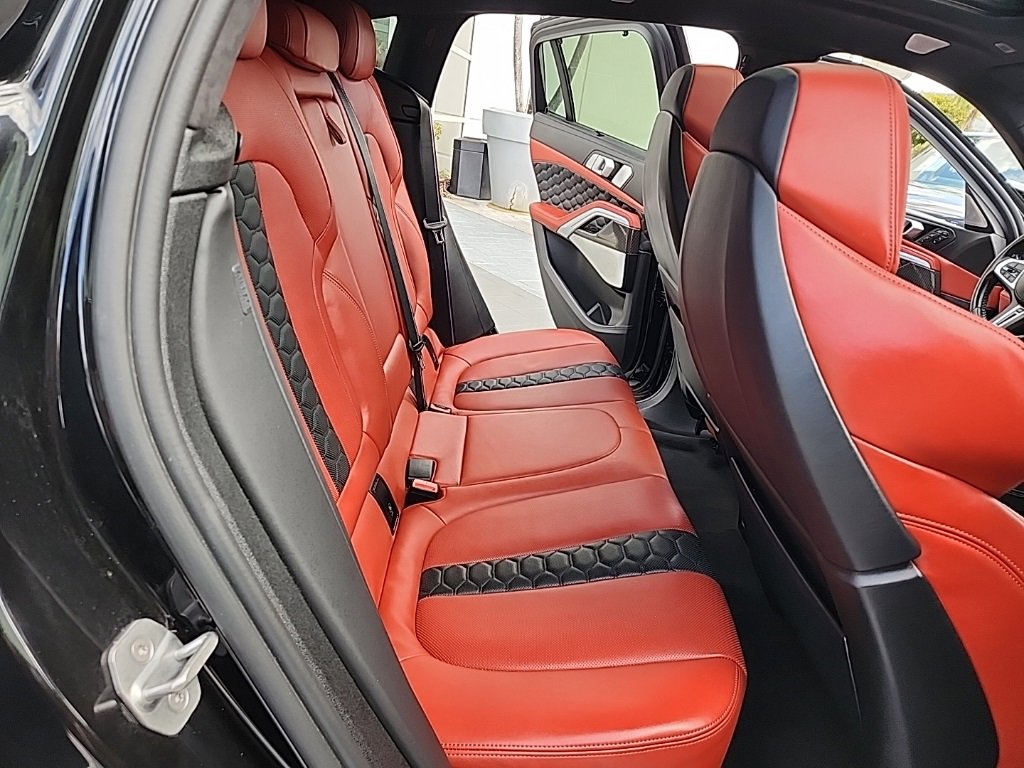 Used 2020 BMW X6 M Competition w/ Executive Package image 24