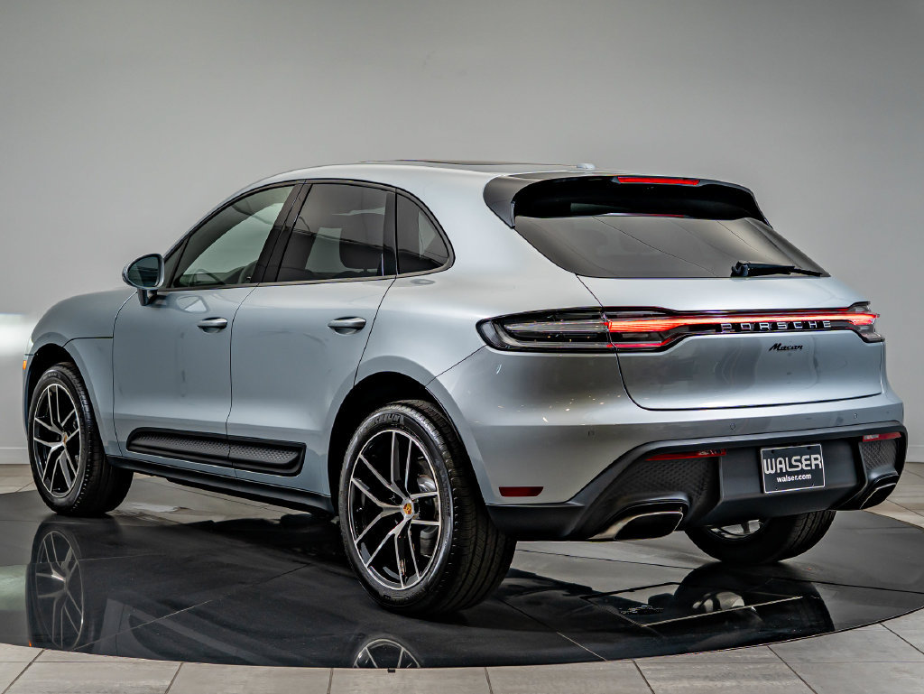 New 2026 Porsche Macan AWD/4WD image 3