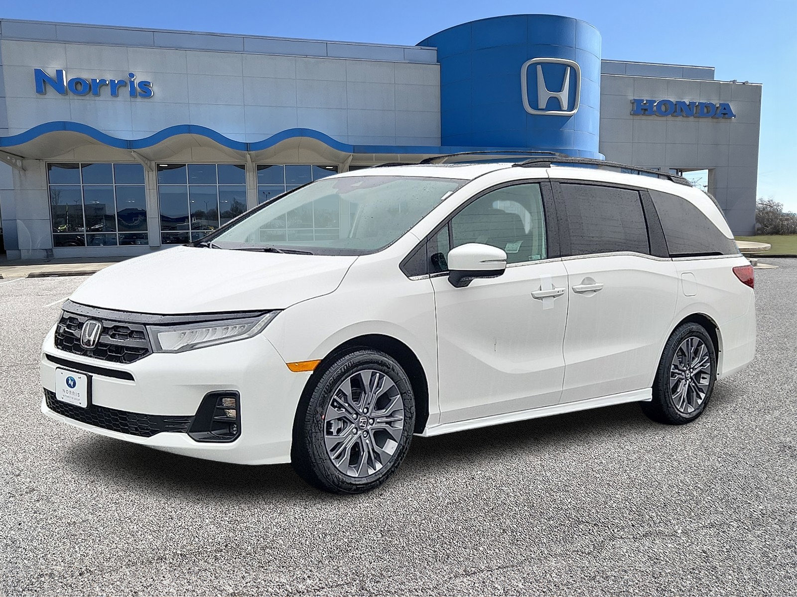 New 2026 Honda Odyssey Touring image 2
