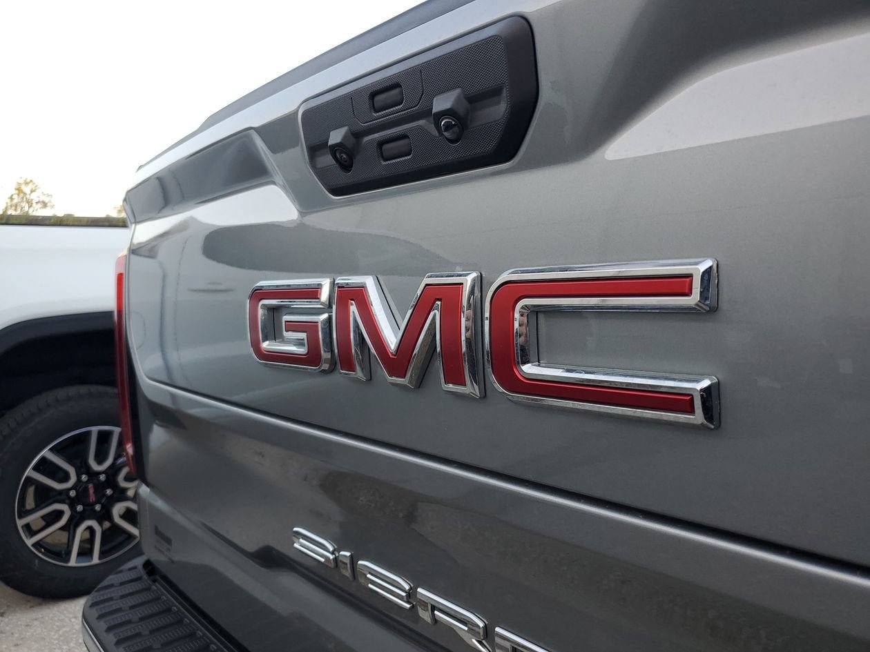 New 2026 GMC Sierra 1500 SLT w/ SLT Premium Plus Package AWD/4WD image 7