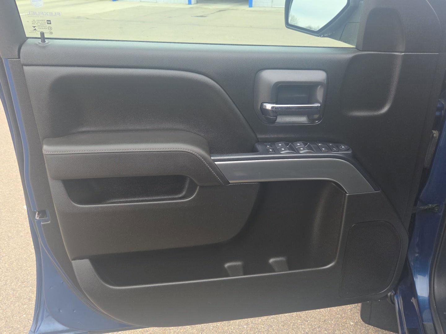 Used 2018 Chevrolet Silverado 1500 LT w/ All Star Edition image 16