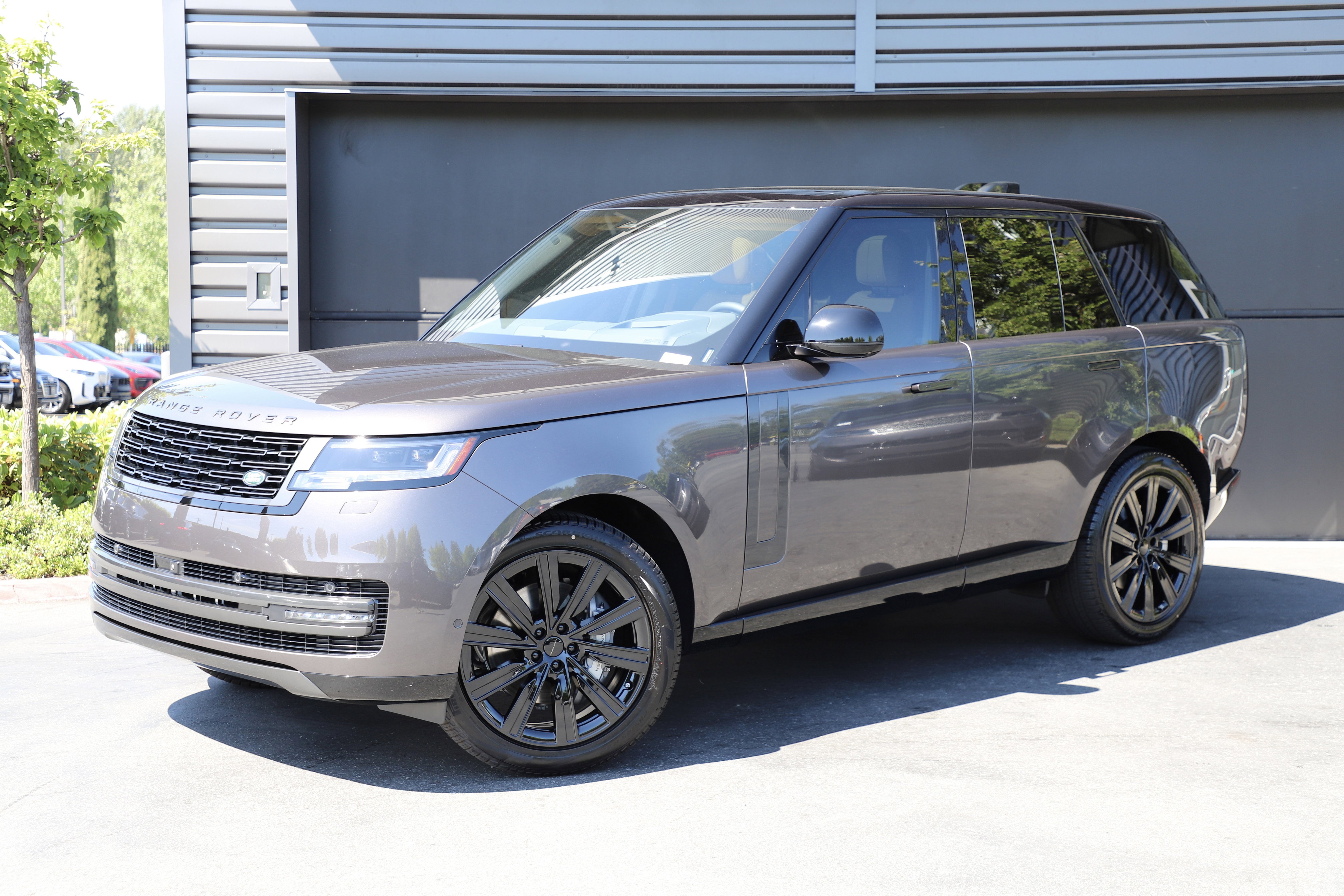 New 2026 Land Rover Range Rover SE