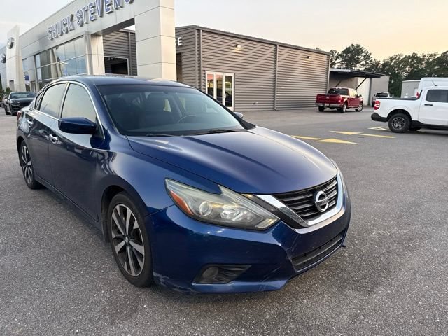 Used 2018 Nissan Altima 2.5 SR FWD image 12