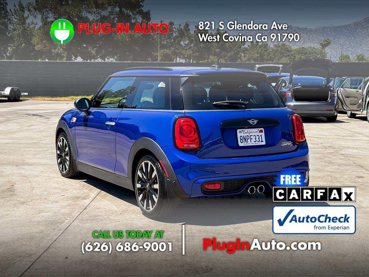 Used 2019 MINI Cooper S w/ Signature Upholstery Package FWD image 2