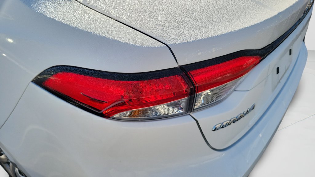 Used 2025 Toyota Corolla LE FWD image 6