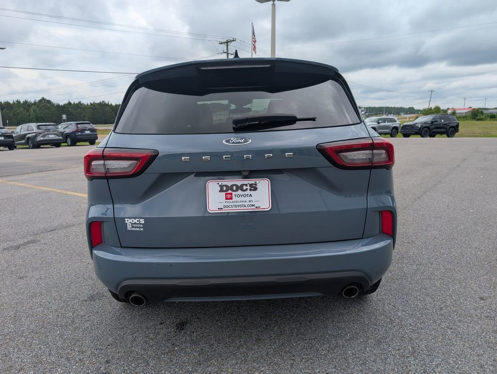 Used 2024 Ford Escape ST-Line FWD image 4