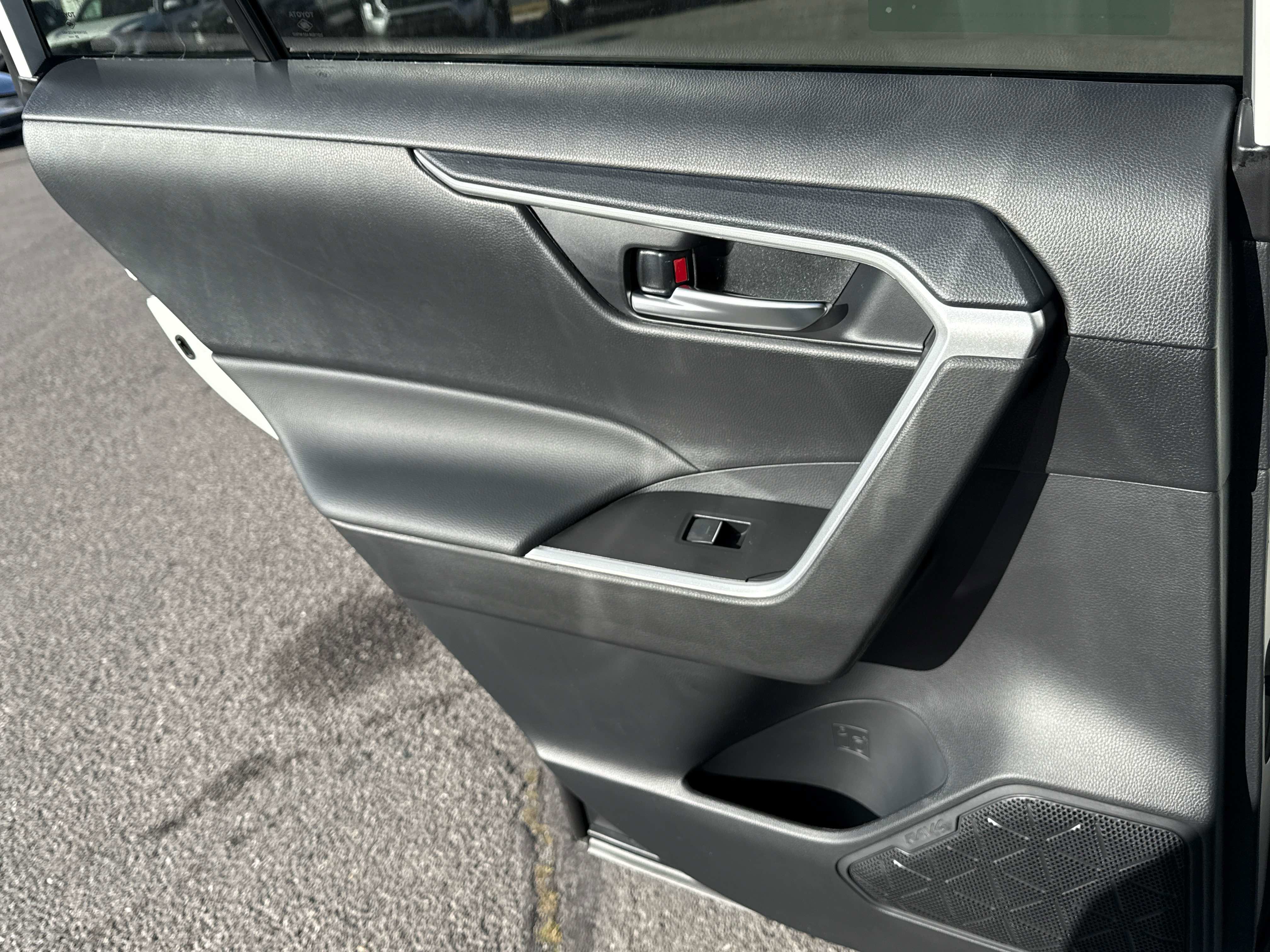 New 2025 Toyota RAV4 XLE image 12