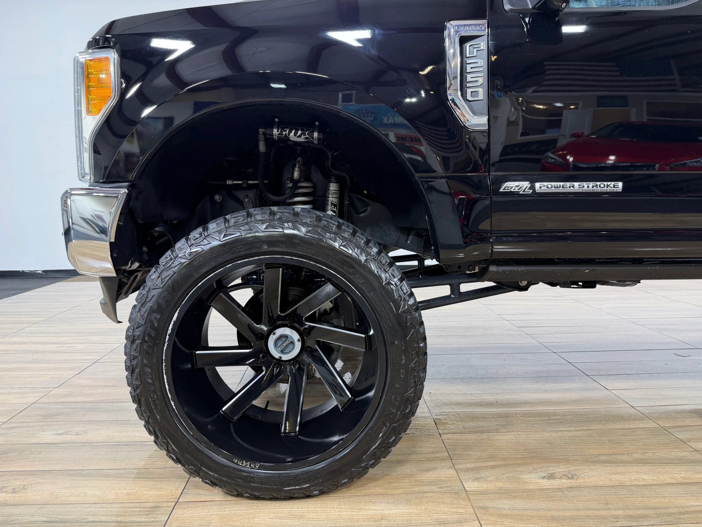 Used 2017 Ford F250 Lariat w/ Lariat Ultimate Package AWD/4WD image 10