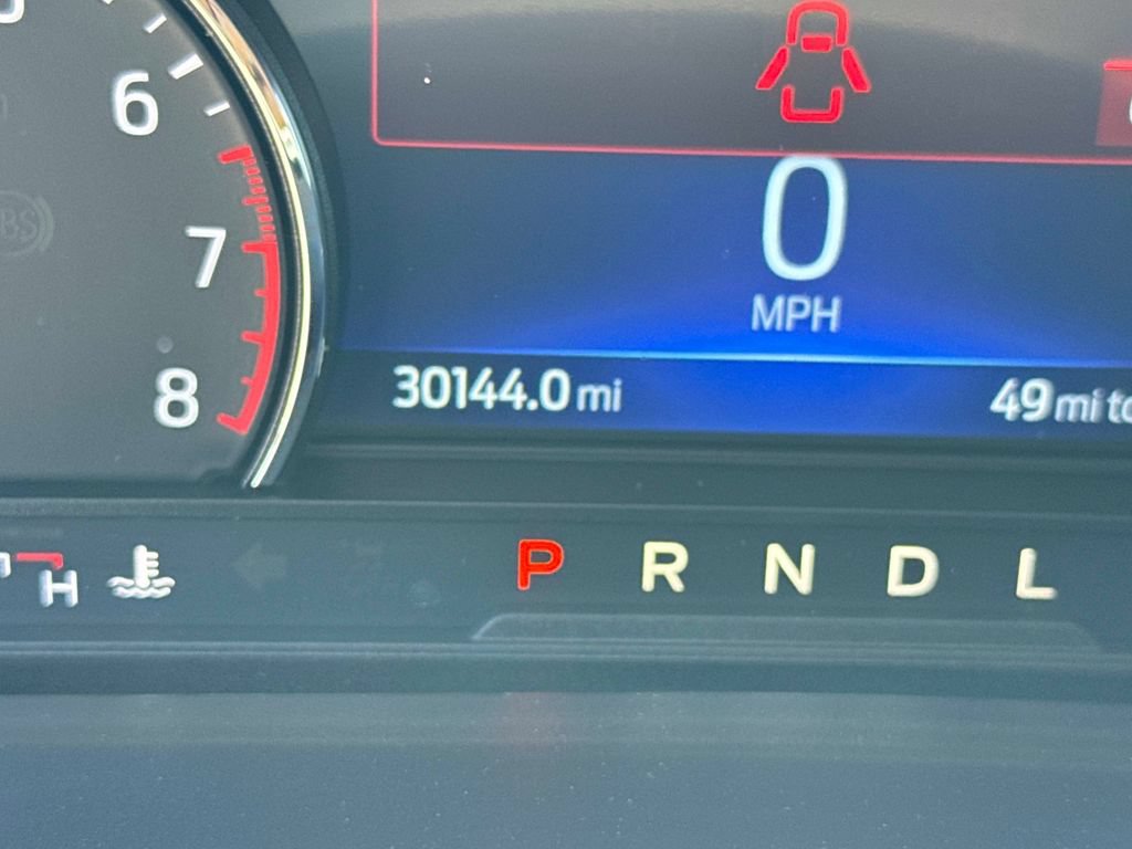 Used 2023 Ford Explorer XLT w/ Equipment Group 202A RWD image 31