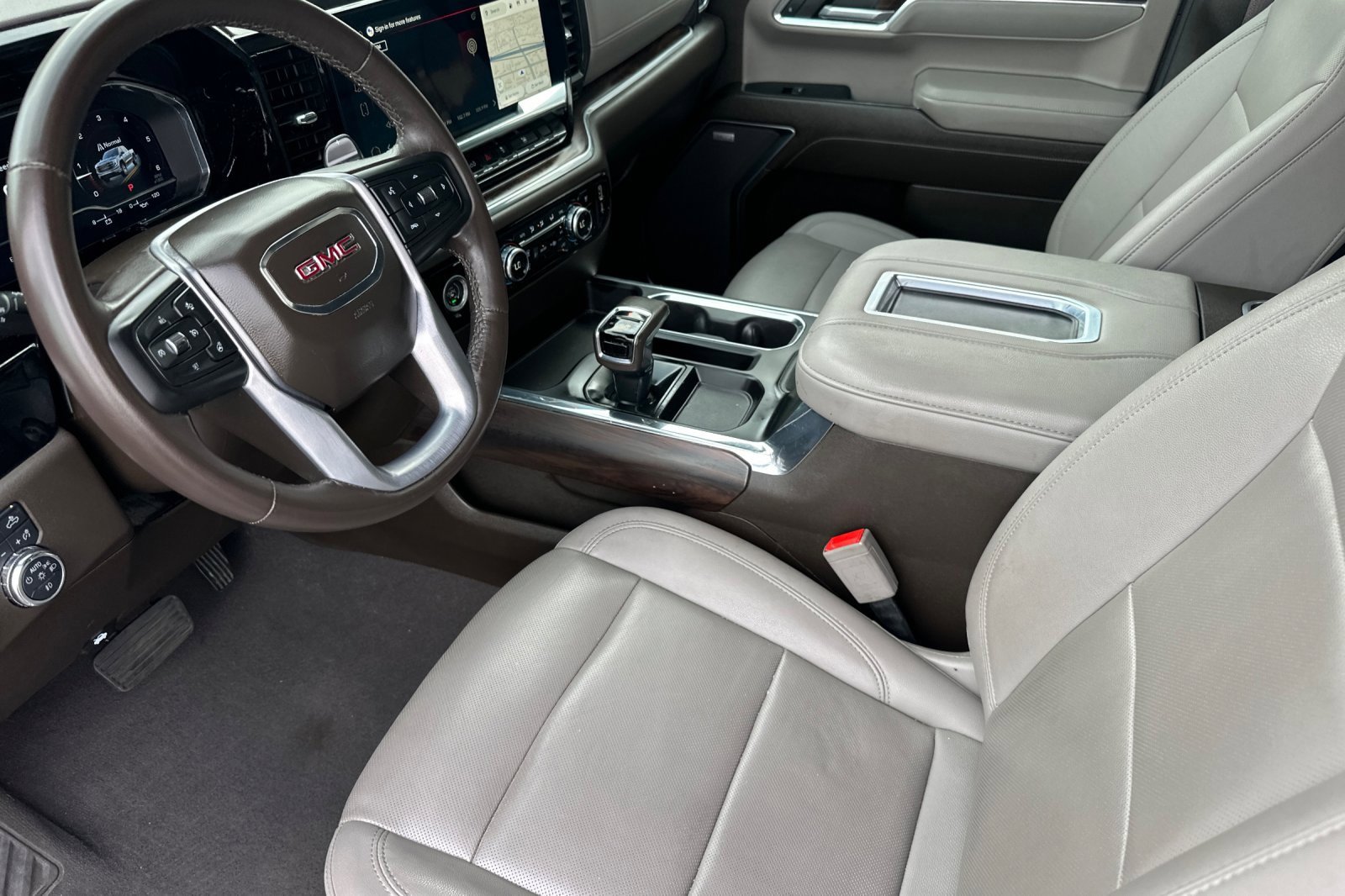 Used 2022 GMC Sierra 1500 SLT w/ SLT Convenience Package image 10