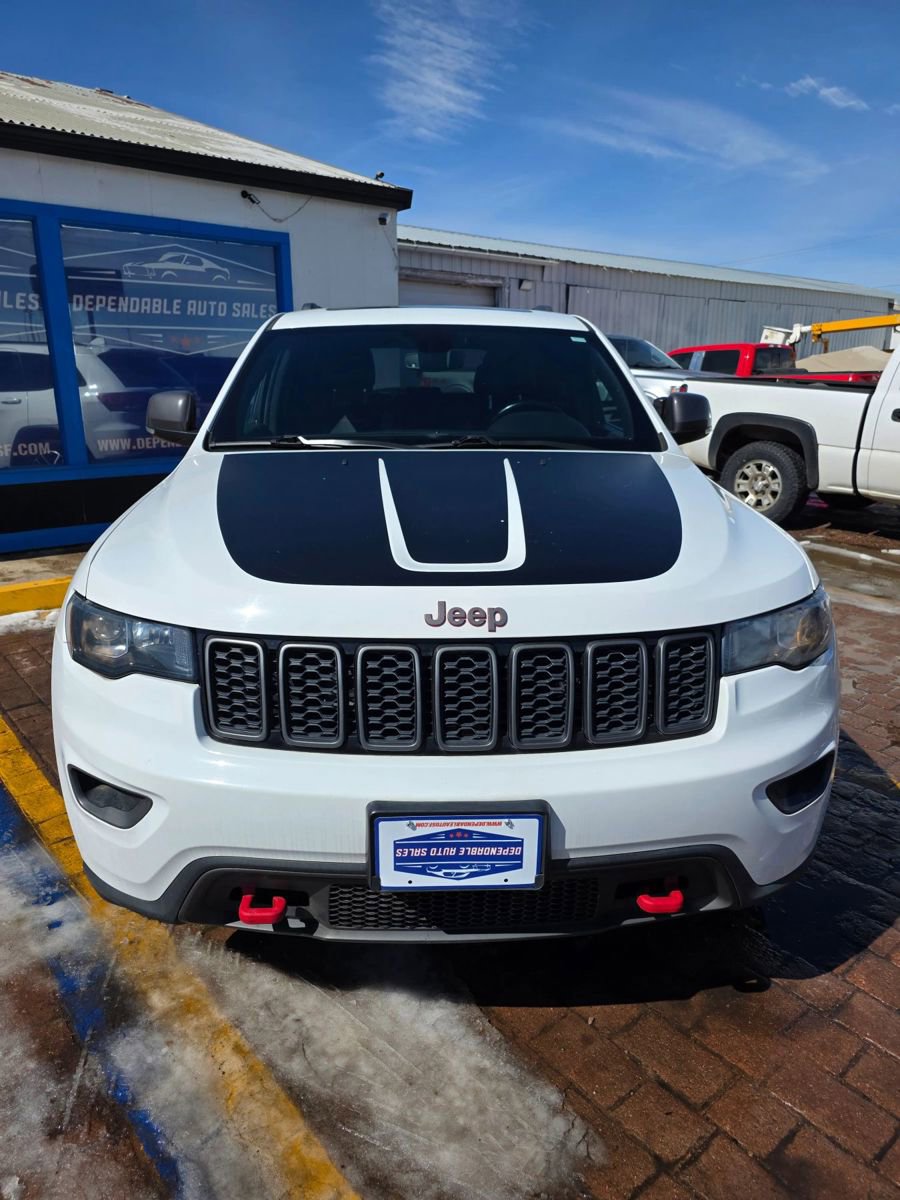 Used 2020 Jeep Grand Cherokee Trailhawk AWD/4WD image 2
