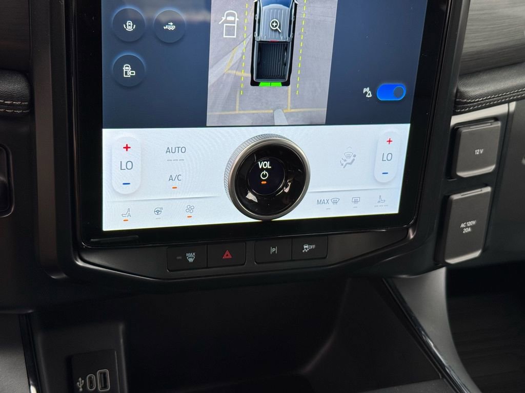 New 2025 Ford F150 Lightning Flash AWD/4WD image 13