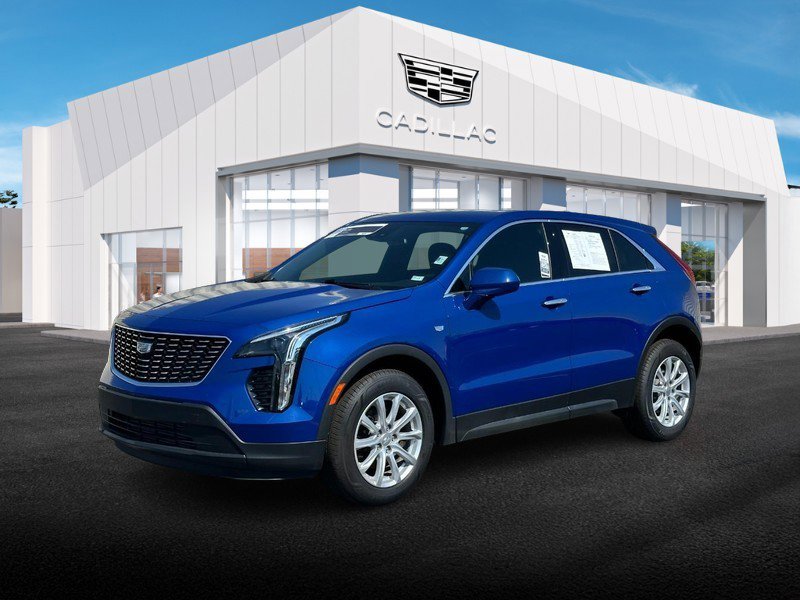 Certified 2021 Cadillac XT4 Luxury w/ Cold Weather Package