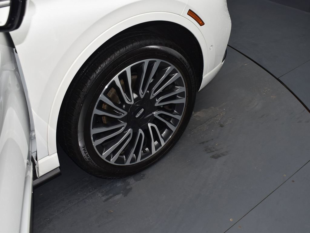 Certified 2022 Lincoln Corsair Reserve w/ Equipment Group 201A image 20