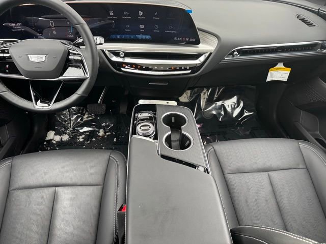 New 2025 Cadillac Lyriq Luxury image 12