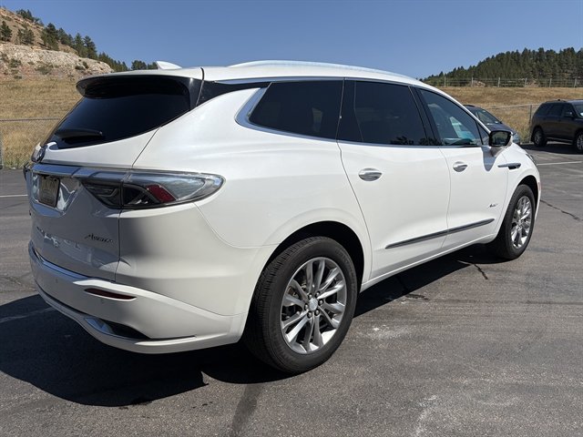 Used 2022 Buick Enclave Avenir w/ Trailering Package, 5000 lbs. AWD/4WD image 6