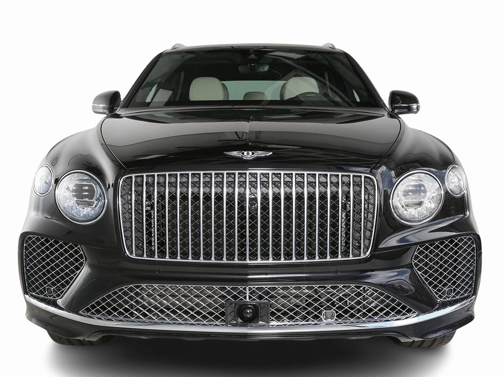 Used 2025 Bentley Bentayga image 7
