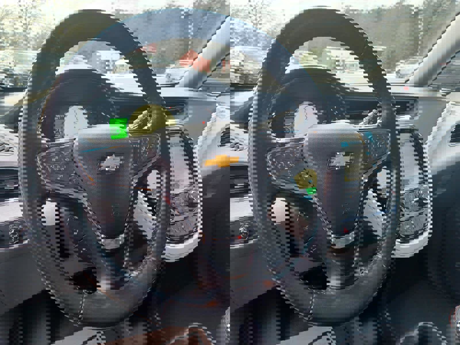 Used 2019 Chevrolet Bolt Premier w/ Infotainment Package image 9