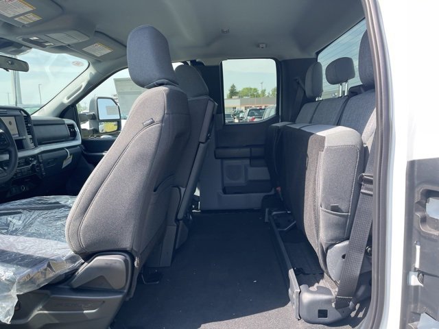New 2025 Ford F350 XLT image 23