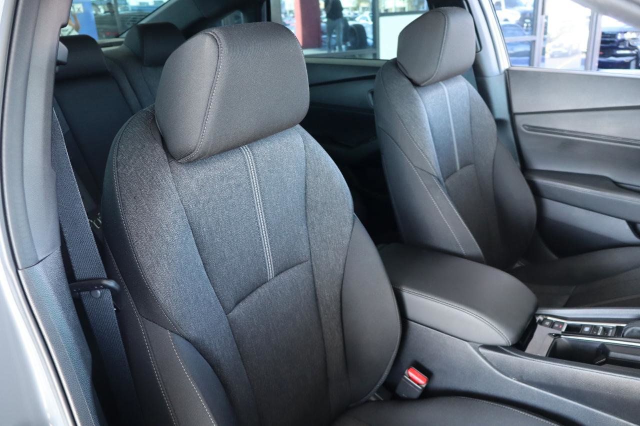 Used 2025 Honda Accord Sport image 41