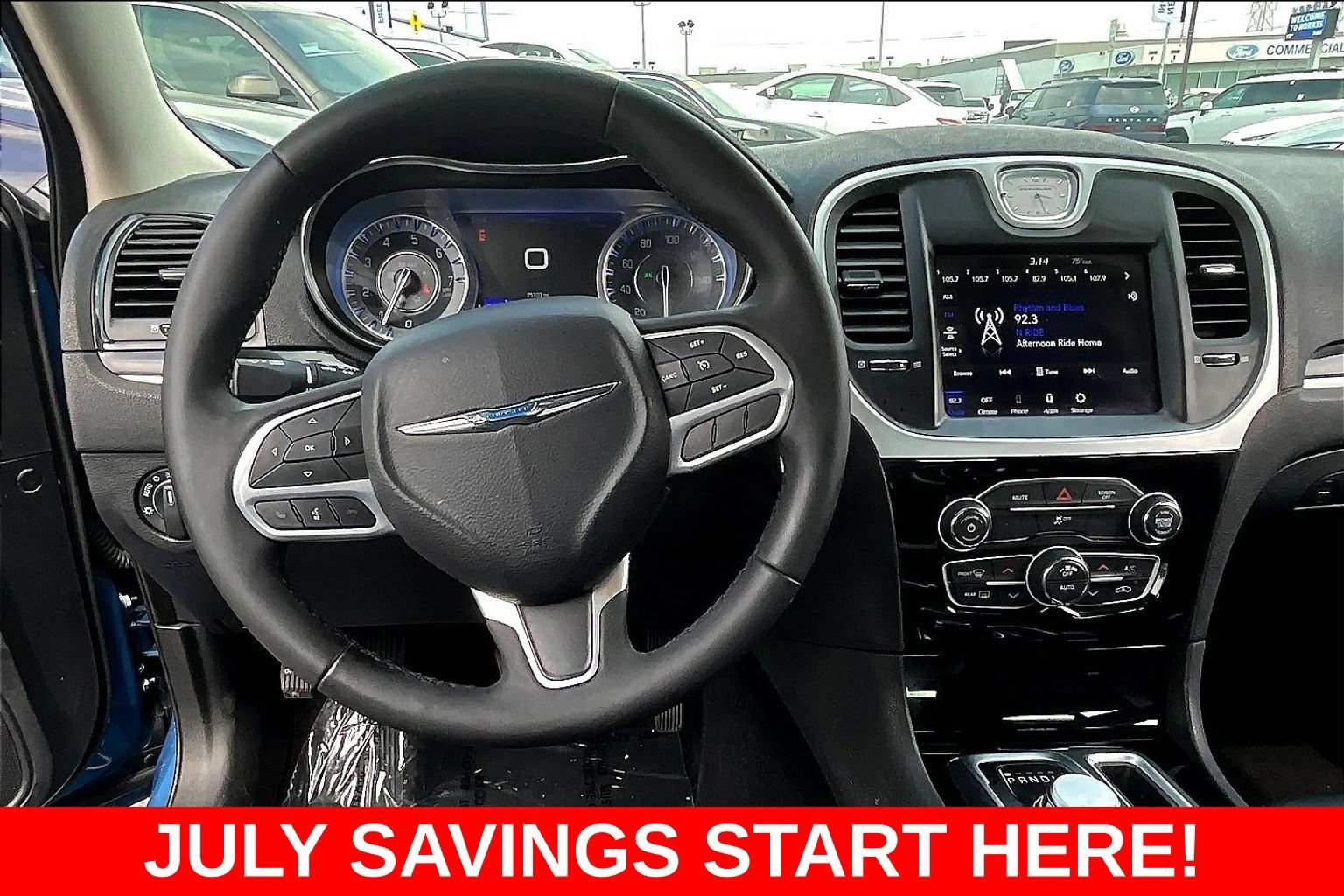 Used 2023 Chrysler 300 Touring w/ Sport Appearance Package RWD image 11