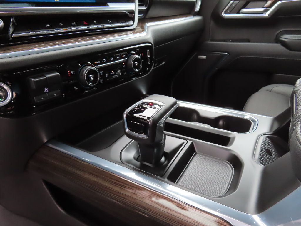 Certified 2024 Chevrolet Silverado 1500 LT Trail Boss w/ Convenience Package II AWD/4WD image 7