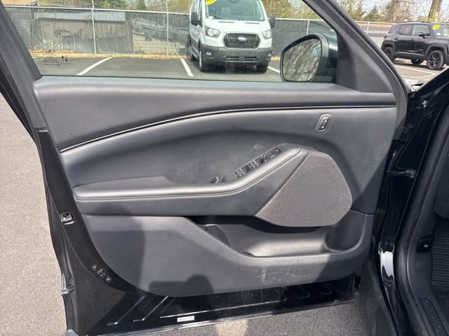 Used 2021 Ford Mustang Mach-E Select image 19