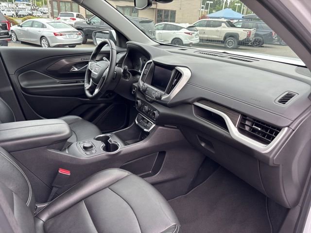 Used 2024 GMC Terrain SLT AWD/4WD image 44