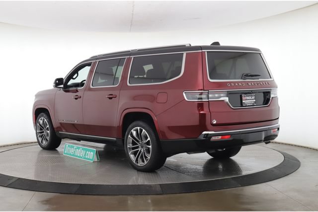 Used 2025 Jeep Grand Wagoneer L Series III w/ Rear Seat Video Group 1 AWD/4WD image 8