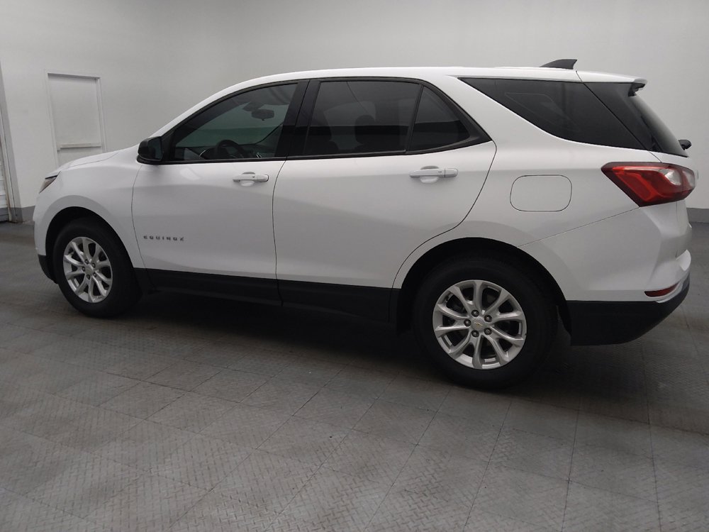 Used 2018 Chevrolet Equinox LS image 3