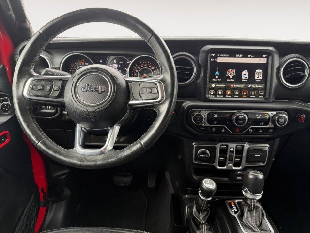 Used 2018 Jeep Wrangler Unlimited Sahara image 2