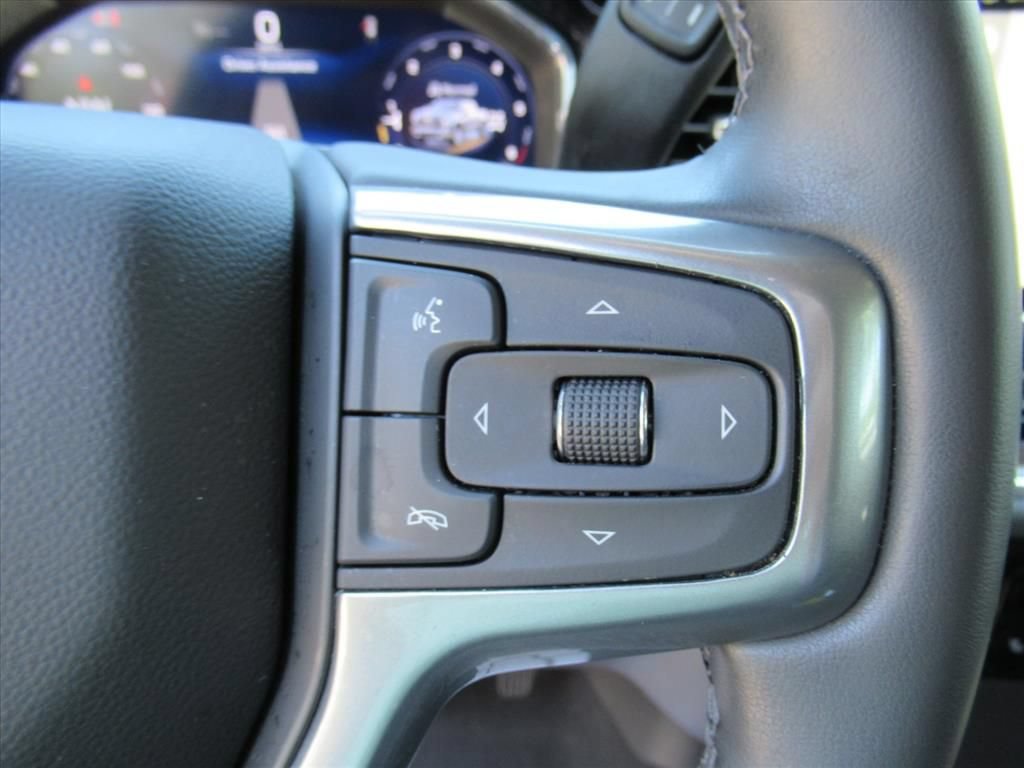 Used 2024 Chevrolet Silverado 1500 LT AWD/4WD image 23