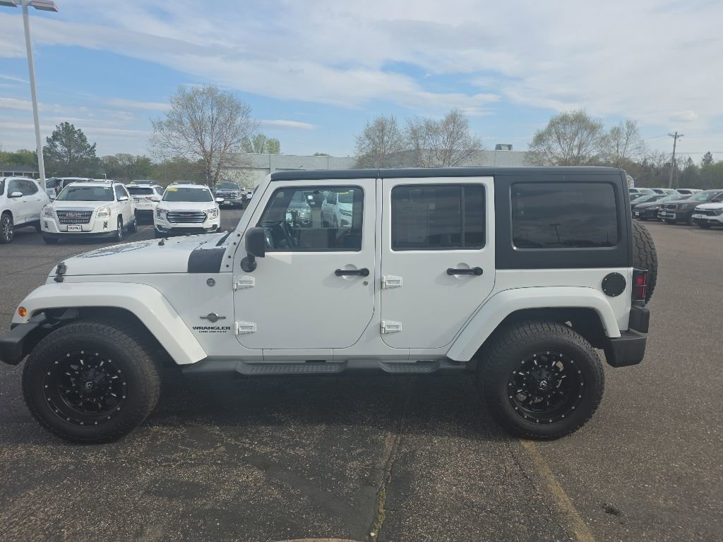 Used 2013 Jeep Wrangler Unlimited Sport AWD/4WD image 9