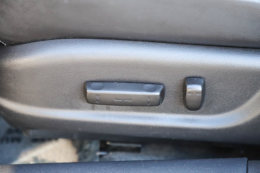 Used 2013 Acura TSX w/ Technology Package FWD image 25