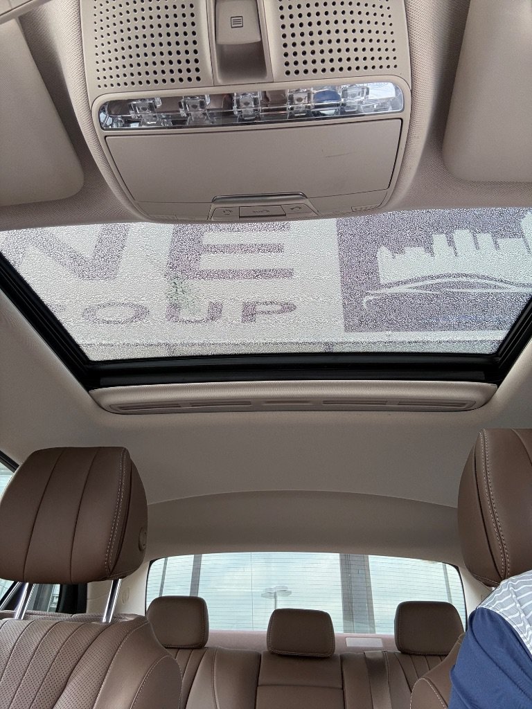 Used 2018 Mercedes-Benz E 300 image 18