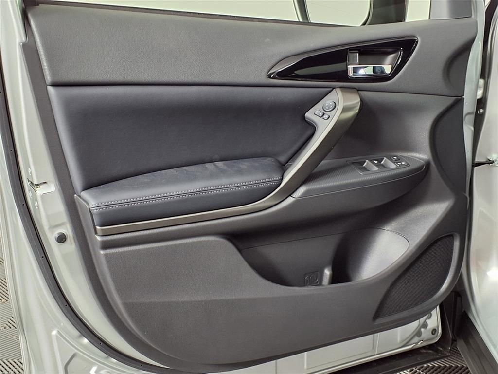 New 2026 Mitsubishi Eclipse Cross Black Edition image 19