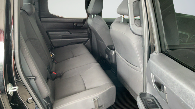 Used 2024 Toyota Tacoma SR5 AWD/4WD image 22