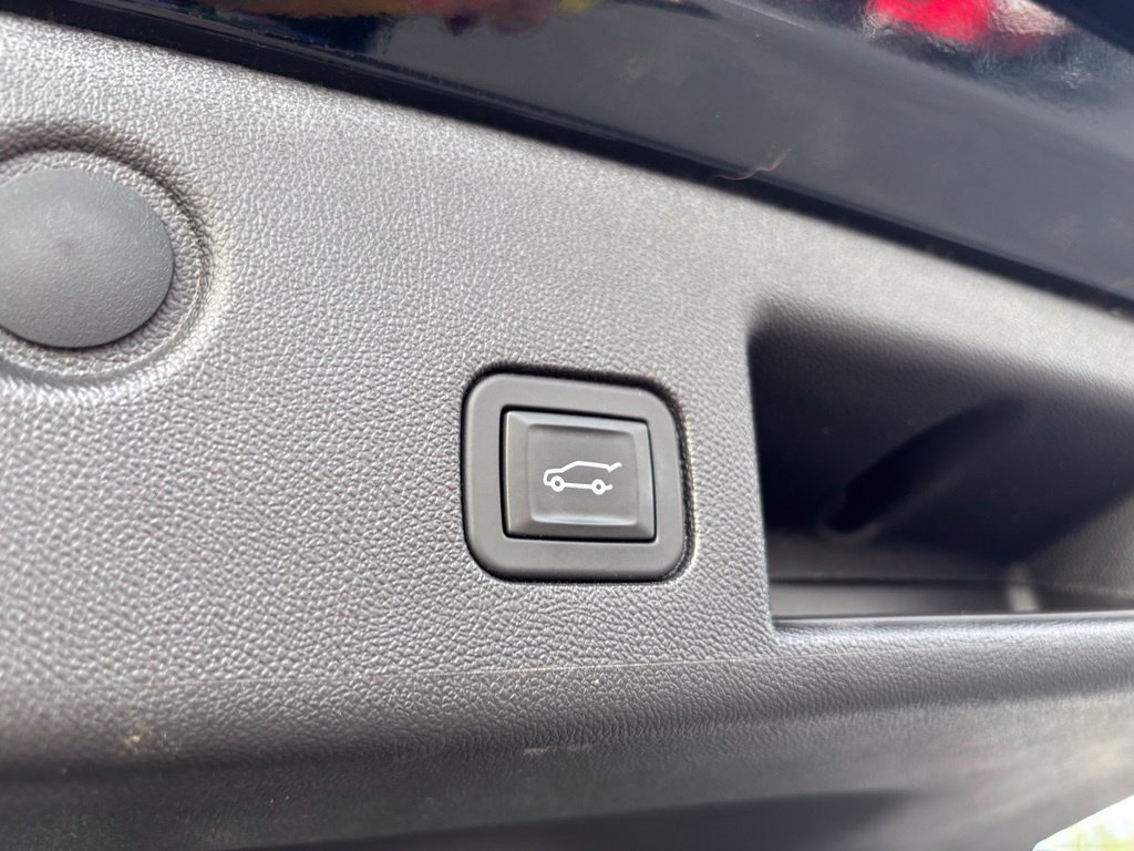 Used 2024 Chevrolet Equinox LT AWD/4WD image 22
