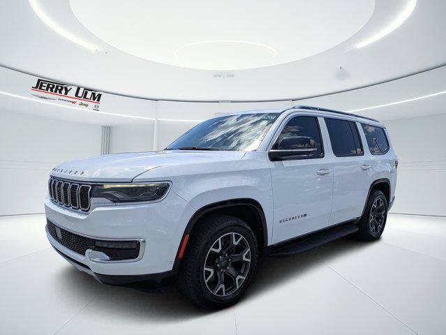 Certified 2023 Jeep Wagoneer Series III w/ Convenience Group I RWD image 7
