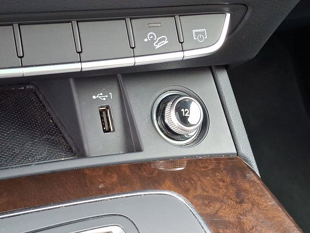 Used 2018 Audi Q5 2.0T Premium image 26