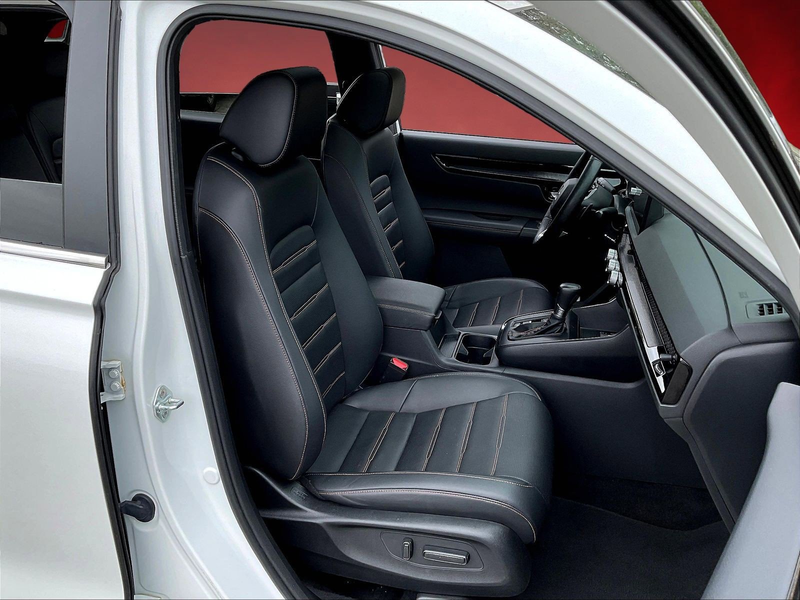 Used 2023 Honda CR-V Sport Touring image 28