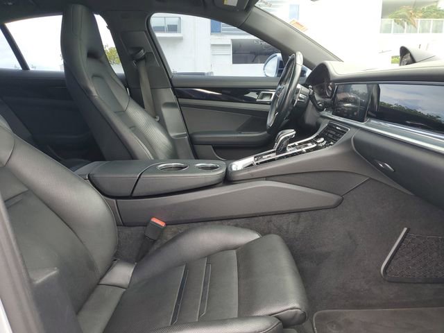 Used 2018 Porsche Panamera image 24