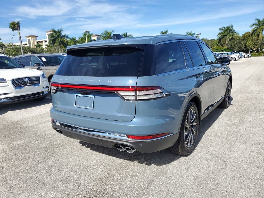 New 2026 Lincoln Aviator 2WD image 4