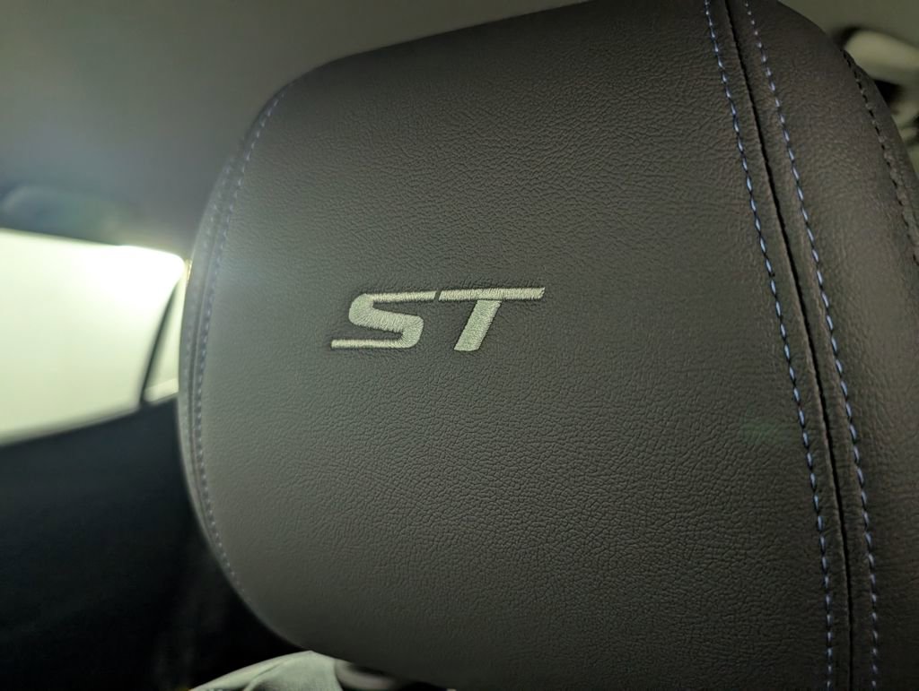 New 2026 Buick Encore GX Sport Touring w/ Advanced Technology Package image 16